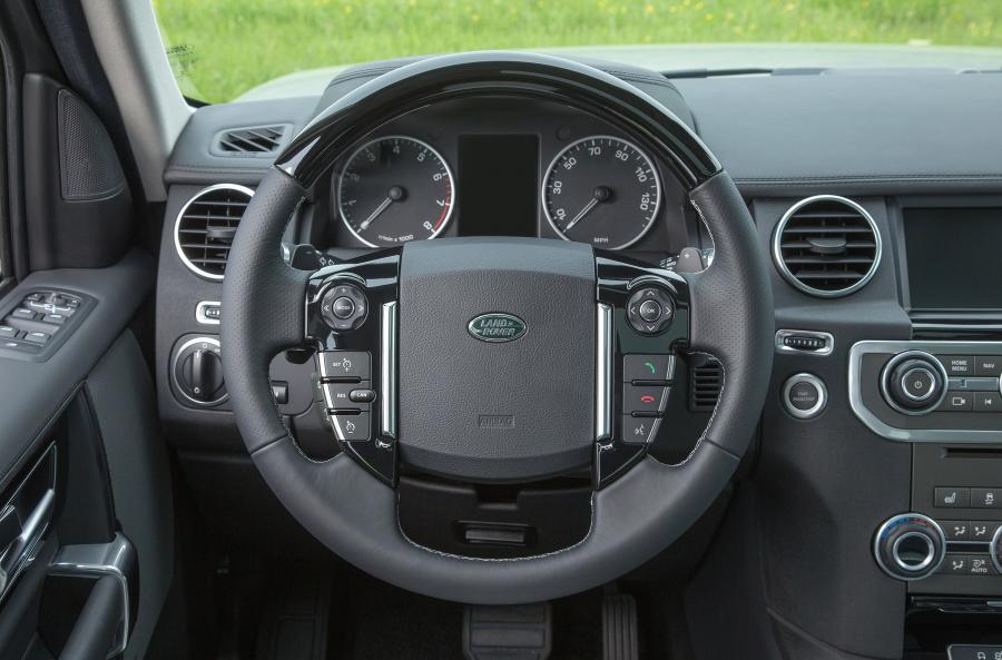  Land Rover Discovery 2015 года  (фото 20 из 22)